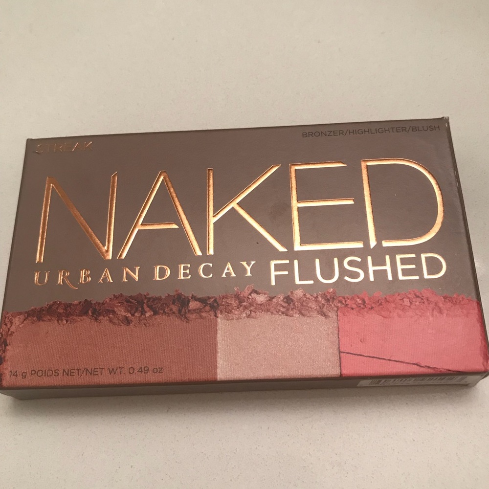 Urban Decay NAKED FLUSHED